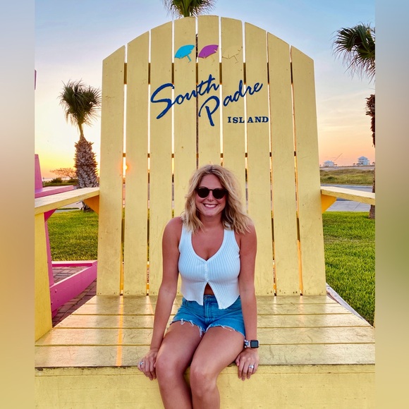 SHEIN White Ribbed Button-Front Tank Top - Picture 5 of 5